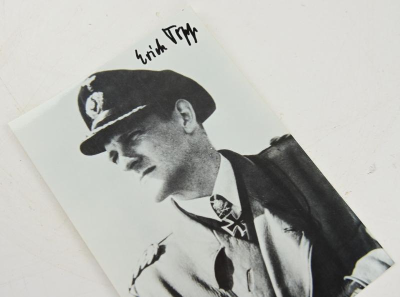 Signature of Kriegsmarine KC-Recipient 'Erich Topp'