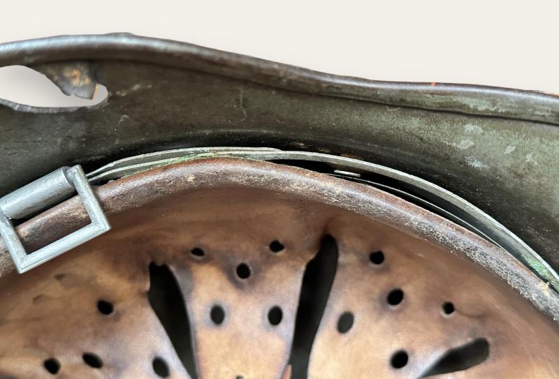 WH M35 Double Decal Battle Damage