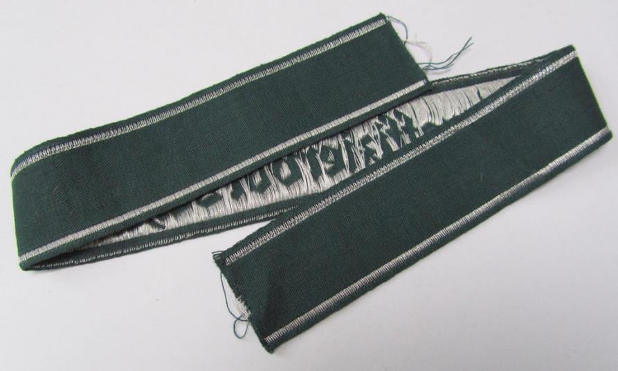 Attractive example of an - actually scarcely encountered! - WH (Heeres) linnen-based-, cuff-title (ie. 'Ärmelstreifen') entitled: 'Unteroffiziervorschule', as was executed in so-called: 'flat-wire'-style (ie. 'BeVo-weave'-pattern)