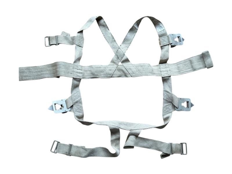 FJ RZ-20 Harness and Parachute