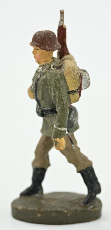 German Elastolin Toy Figure 'Infantry'