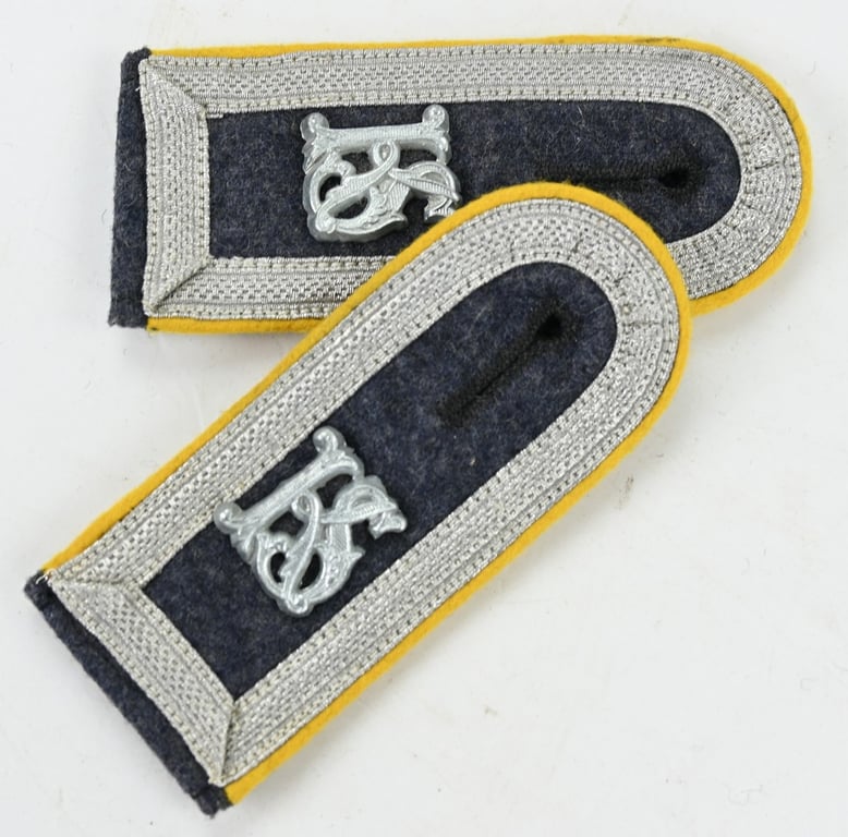 German LW NCO Kriegsschule Shoulderboards