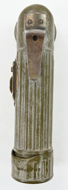 US WW2 TL-122 B Flashlight
