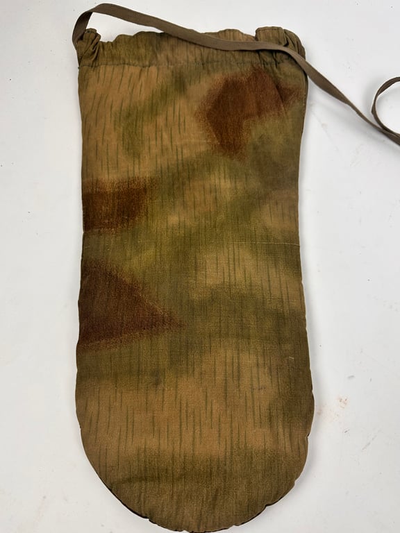 WW2 German winter gloves Sumpf/splinter