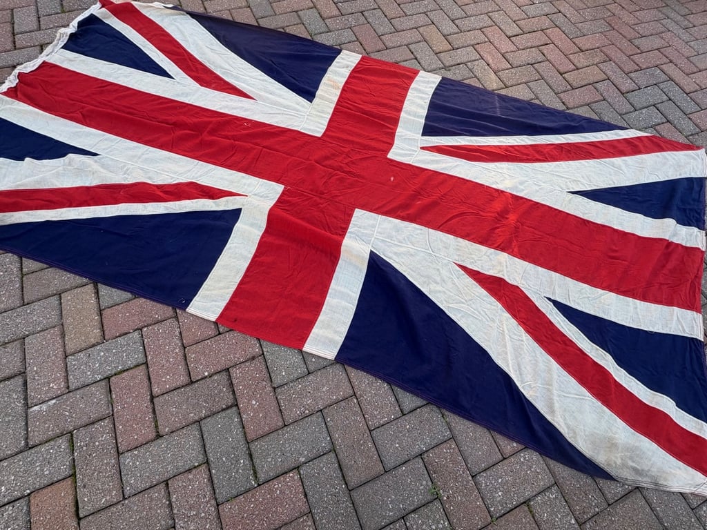 RARE WW1 AUTHENTIC 1916 EXETER PATRIOTIC PANEL STICHED BRITISH UNION JACK FLAG.