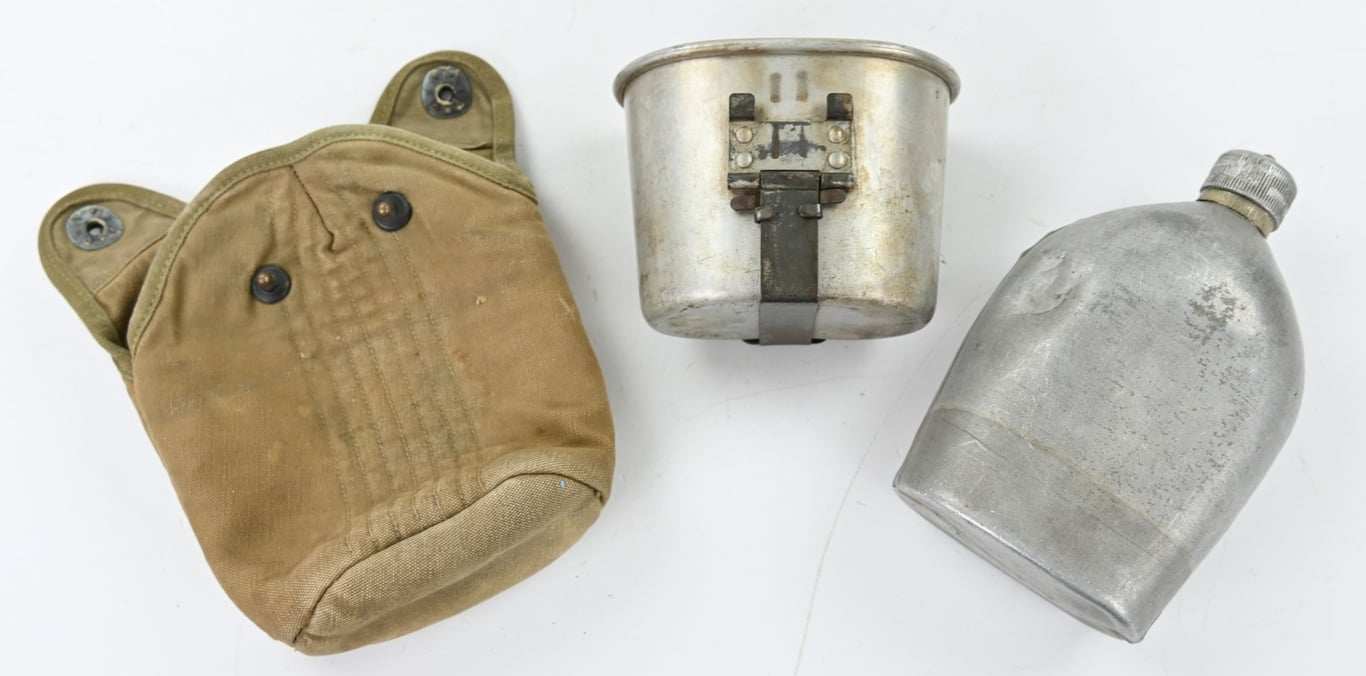 US M-1941 Cavalry/Paratrooper Canteen