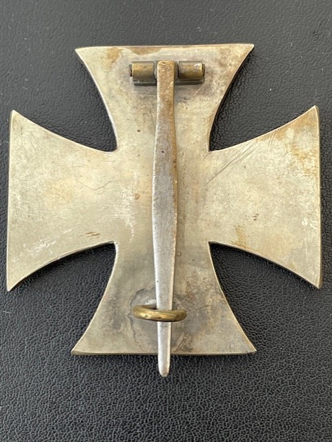 WWII GERMAN 1939 IRON CROSS 1ST CLASS BY RUDOLF WACHTLER