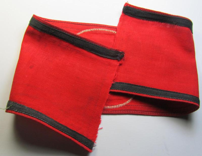 Superb - rarely encountered and just moderately used! - so-called: 'Allgemeine-SS'-related armband (ie. 'Armbinde') being a printed specimen showing a separately-applied (and 'BeVo'-woven)  swastika (ie. roundel) attached