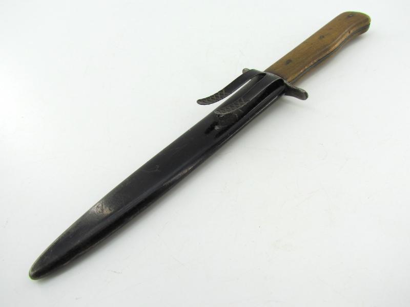 Luftwaffe combat boot knife or Stiefelmesser marked L6
