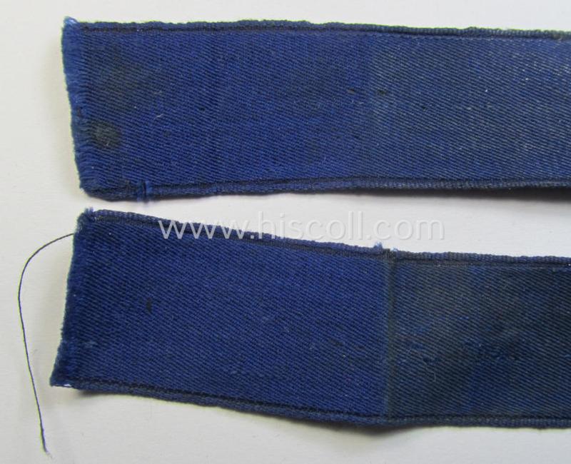 Attractive, bluish-coloured- and typical linnen-based 'Der Stahlhelmbund' (ie. 'Der Stahlhelm' - Bund der Frontsoldaten (or: Sta)' cuff-title (ie. 'Ärmelstreifen') entitled: 'Gau Saale-Thüringen'