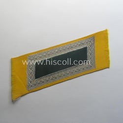 Regrettably single, (entirely!) 'BeVo'-woven, NCO-pattern 'Ostvölker'-collar-tab as intended...