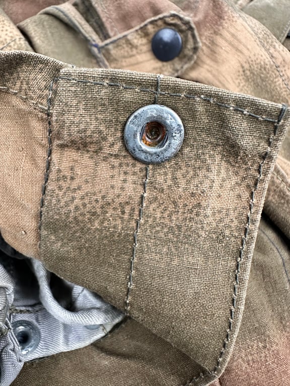 Fallschirmjager Sumpftarn " Knochensack" with plastic RiRi zippers