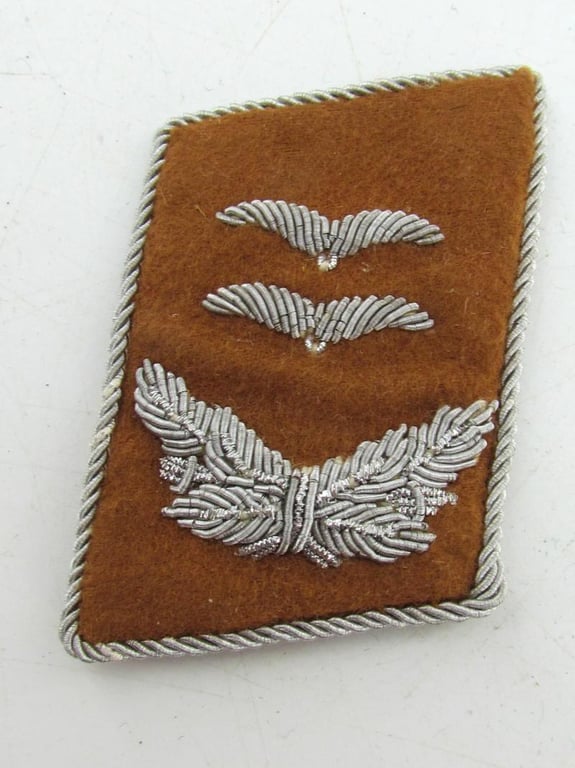 Luftwaffe Nachrichten Collar Tabs "Oberleutnant ".
