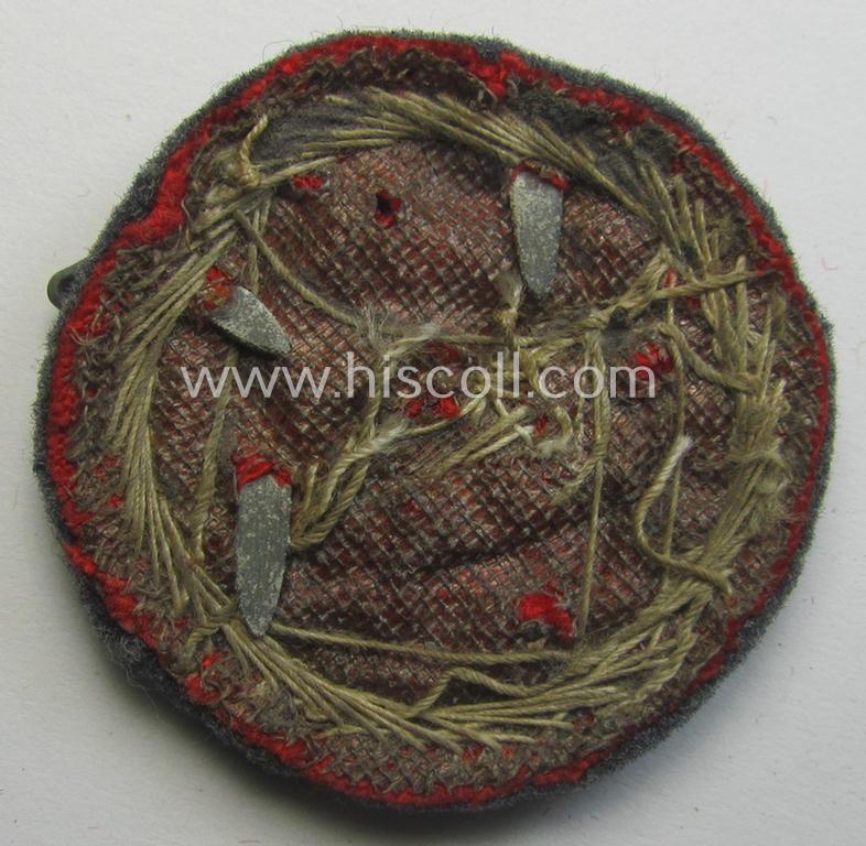 (Partly) hand-embroidered, DLV (ie. 'Deutscher Luftsportsverband'-) related: 'Segelflieger-B-Abzeichen'
