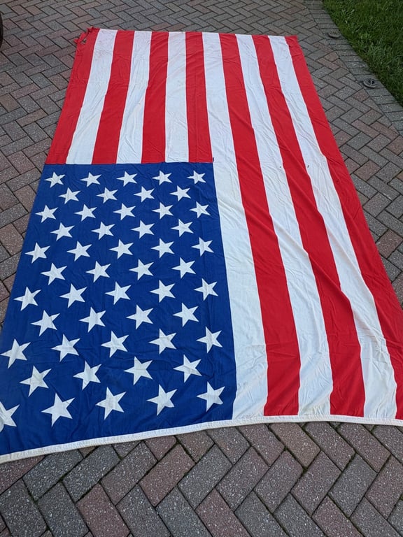 AUTHENTIC ORIGINAL JFK ELECTION PRINTED CAMPAIGN JFK 50-STAR FLAG 1960 FROM THE STATE OF WEST VIRGINIA AND USED