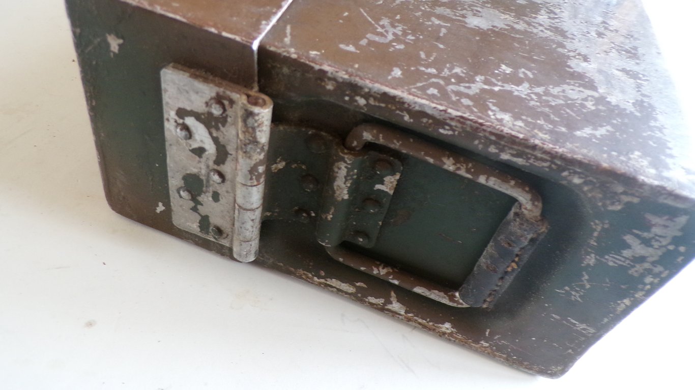 Normandy Camo Slanted-Lid Aluminium MG34 Ammo Box