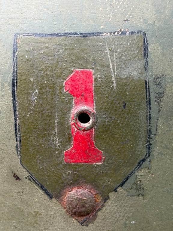 USM1 Helmet Liner 1st Inf. Division -BIG RED ONE-