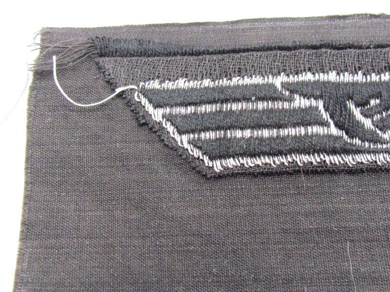 Wehrmacht Panzer first pattern officer ‘BeVo’ flatwire breast eagle ( Rare )