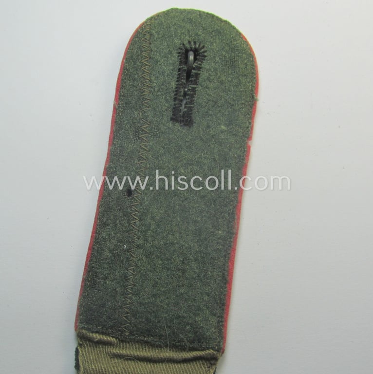 Single, early-period (ie. 'M40-pattern and/or rounded-styled), WH (Heeres) 'cyphered', EM-type shoulderstrap as was intended for a: 'Soldat eines Kradschützen-Bataillons der Pz.- u. Inf.-Div.'