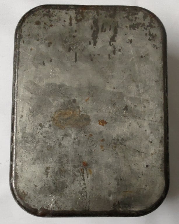 A pair of WW2 British Army messtins