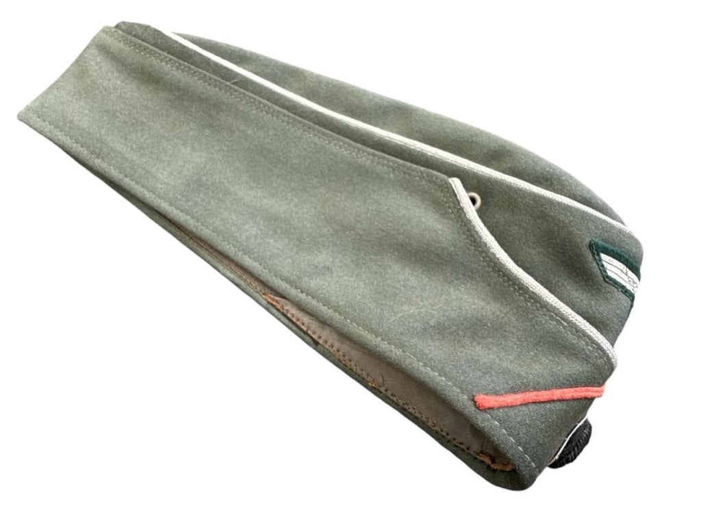 Wehrmacht (Heer) Panzerjäger Officer Overseas Cap