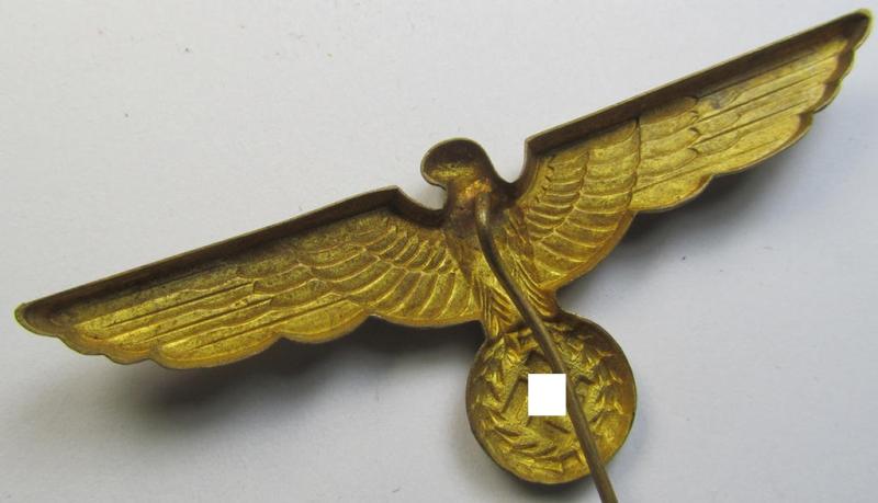 Superb - and scarcely encountered! - bright-golden-toned WH (Kriegsmarine) eagle-pin, as was specifically intended for attachment onto the (white- and/or blue-topped-) KM (NCO- ie. officers'-type visor-caps (ie. 'Schirmmützen')