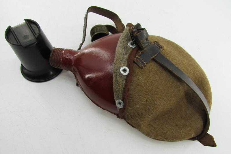 Wehrmacht M42 Canteen with Gabardine Cover