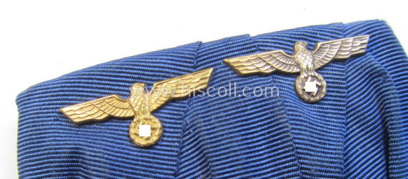 Attractive, two-pieced medal-bar (ie. 'Spange') showing two: WH (Heeres o. Kriegsmarine) so-called: 'Dienstauszeichnungen für 4 u. 12 Jahre Treue Dienste' that both come period-mounted as a so-called: 'Doppelspange'