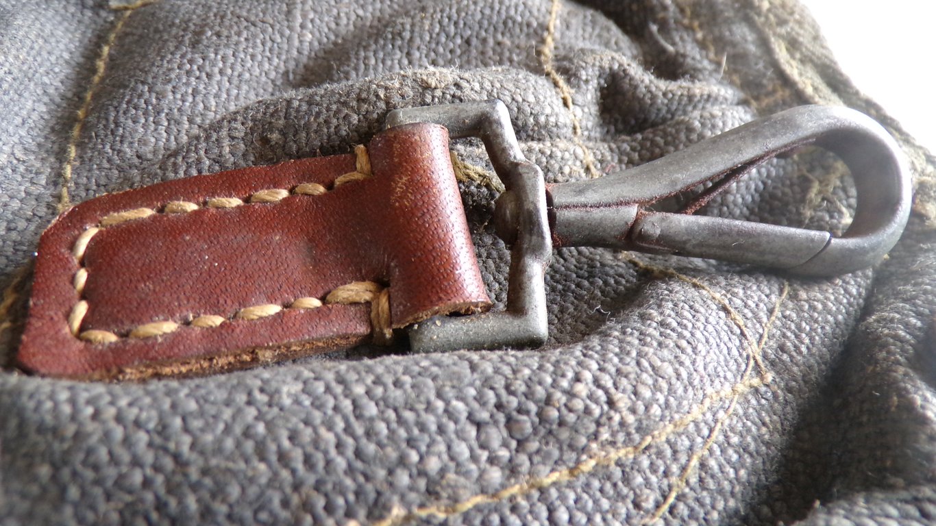 Luftwaffe MG34 / MG42 Canvas Action Cover (Verschlussdeckel)