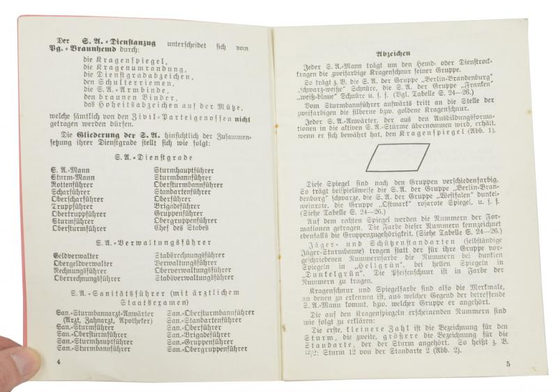 German Booklet 'Abzeichen u.Dienstgrade der SA'