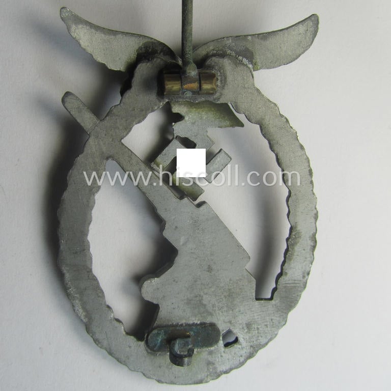 WH (Luftwaffe) 'Flakkampfabzeichen' being a detailed albeit non-maker-marked and/or typical 'Feinzink'-based example as was (I deem) produced by the: 'Steinhauer & Lück'-company