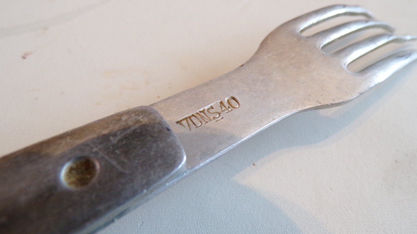 Wehrmacht Alu Folding Spork (Goffel) VDNS40