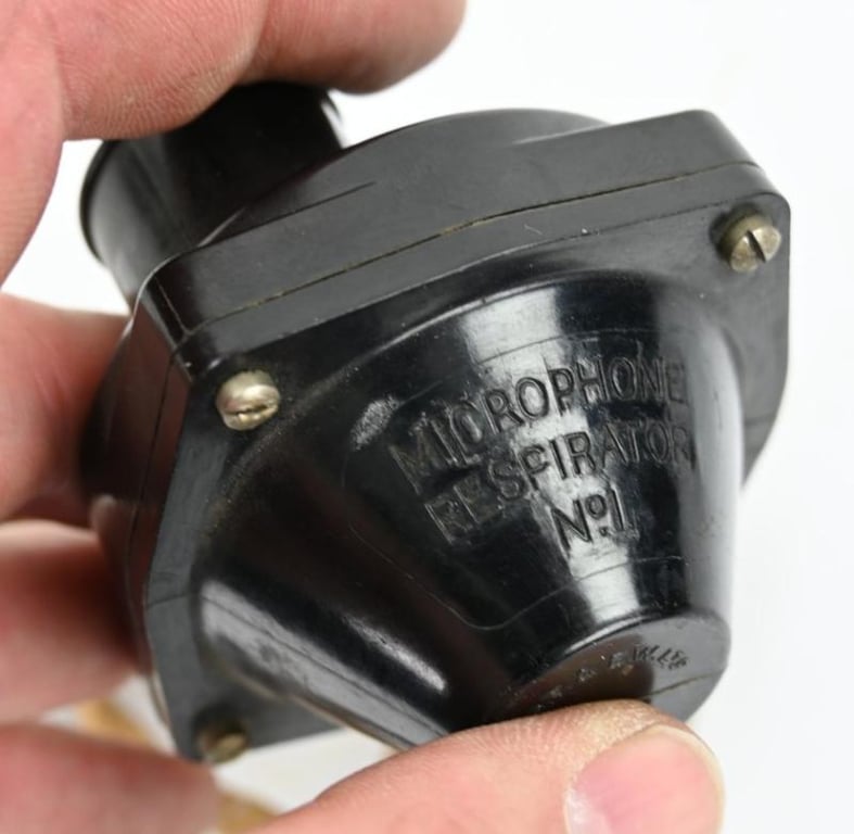 British WW2 Wireless 18 Microphone Respirator No.2