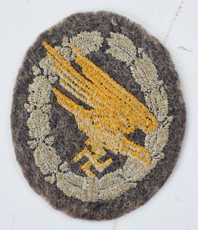 German LW FSJ Cloth Badge