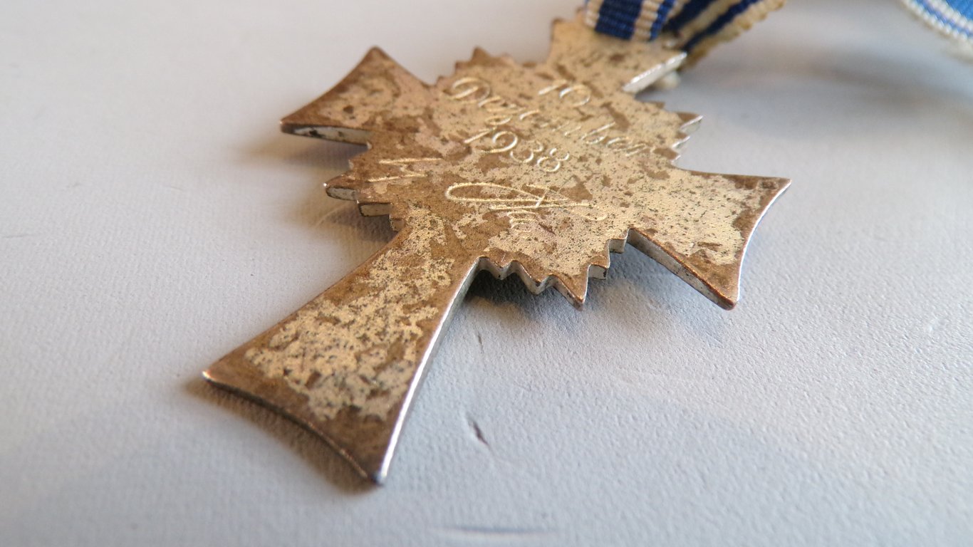 Ehrenkreuz der Deutschen Mutter Silber