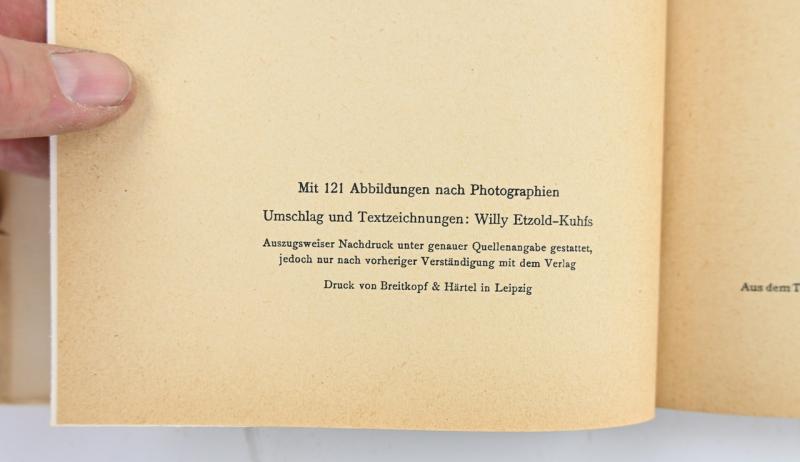 German Book 'Jahrbüch der Luftwaffe' 1942