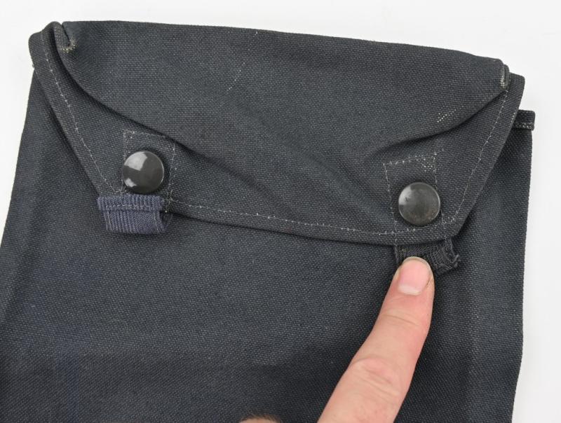 German LW Gascape pouch