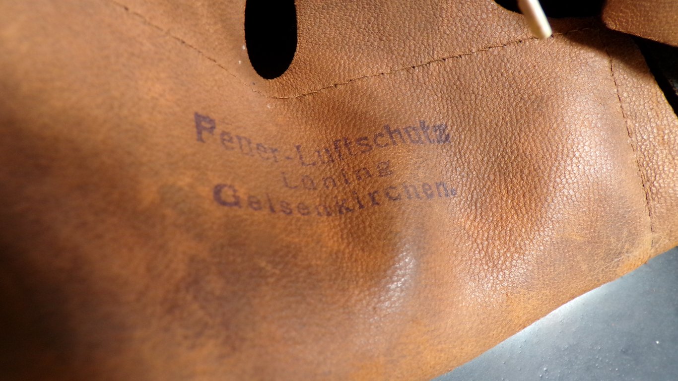 6-Vent Luftschutz Helmet – Factory Error