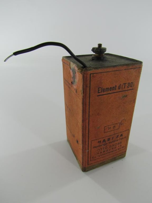 German FF33 field phone battery