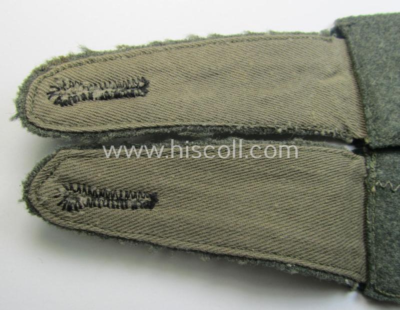 Pair of WH (Heeres),'cyphered') EM-type shoulderstraps: 'Soldat des Wachbatallions Berlin'