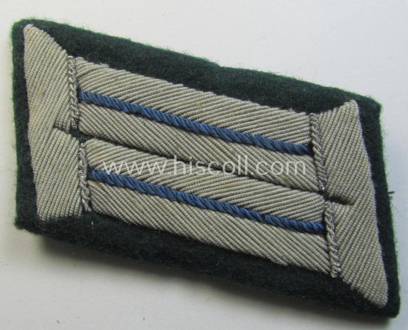 Neat - and fully matching! - pair of WH (Heeres) later-war-pattern, neatly hand-embroidered officers'-type collar-tabs (ie. 'Kragenspiegel für Offiziere') as was specifically intended for usage by an officer within the: 'TSD o. Truppensonderdiens...