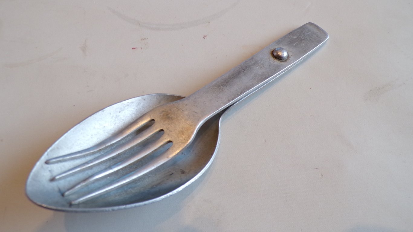 Wehrmacht Alu Folding Spork (Goffel) VDNS40