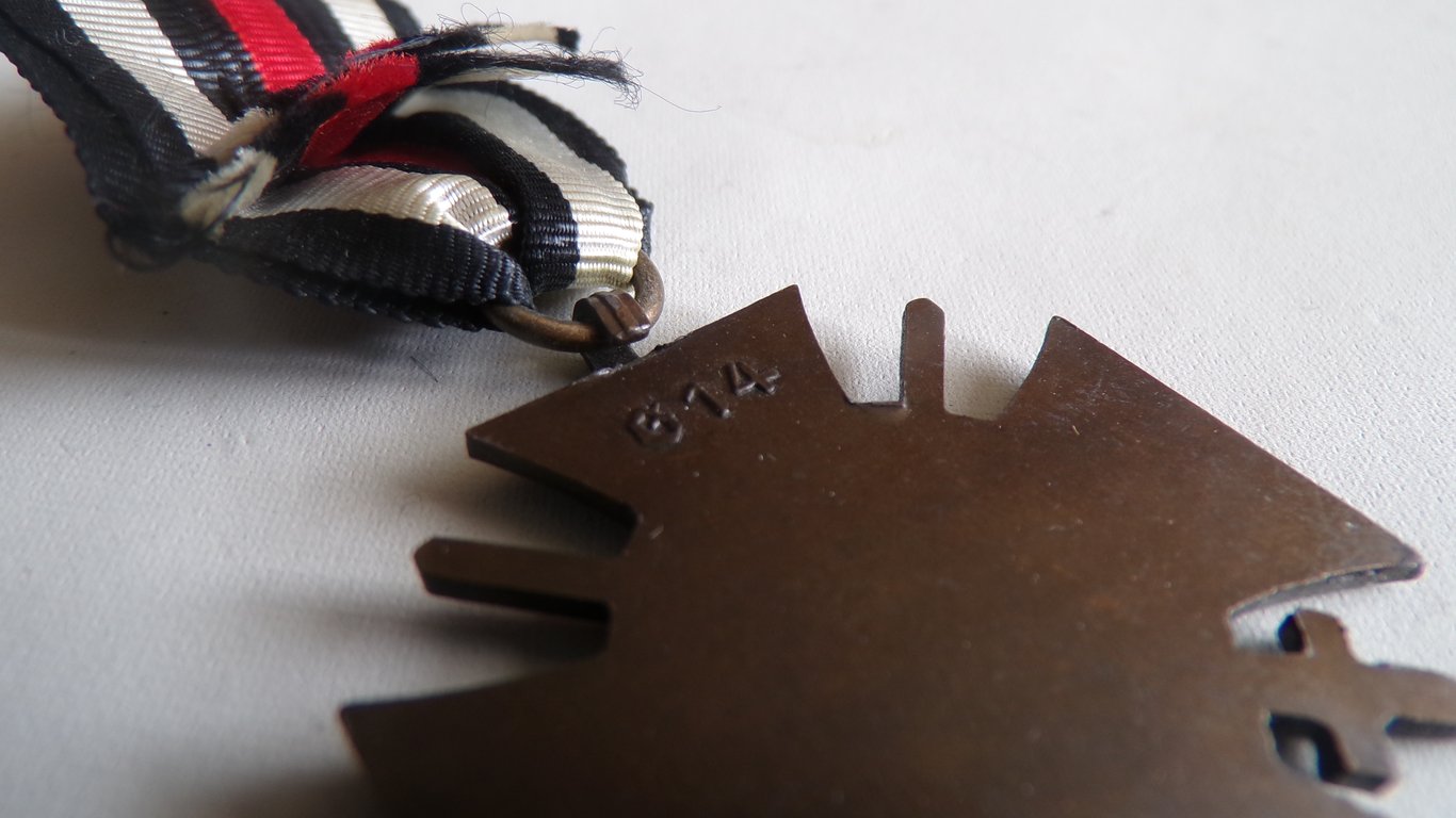 Ehrenkreuz für Frontkämpfer / Honour Cross