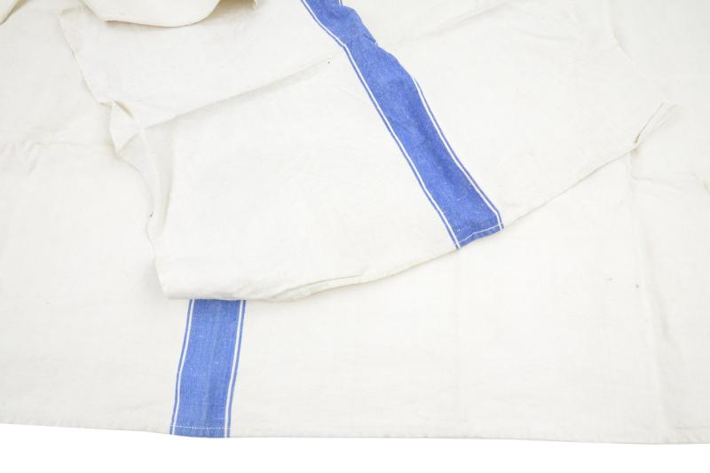 German LW Touwels & Blanket