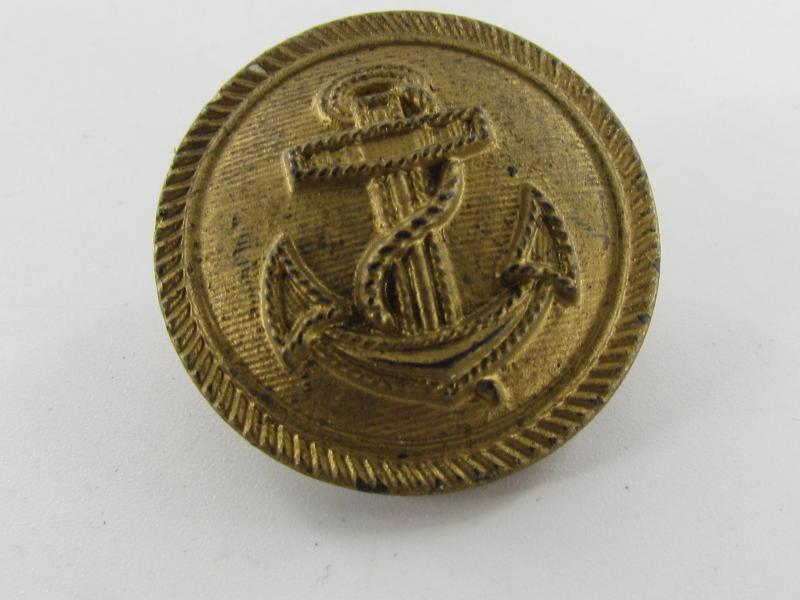 WW2 Kriegsmarine Button ...Marked 19 GF 43