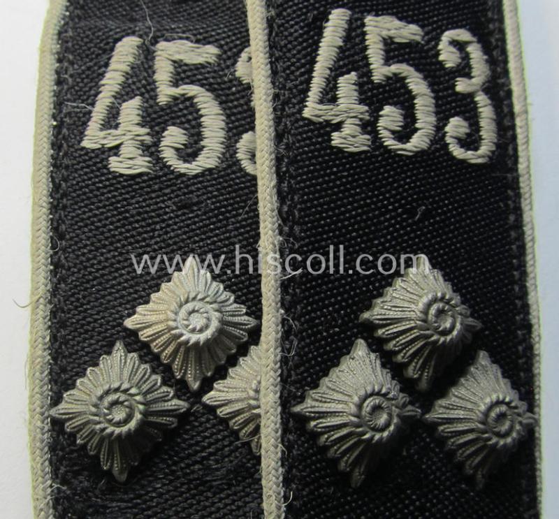 Superb - fully matching albeit clearly used! - white-piped, so-called: 'Reiter-HJ' (ie. 'HJ-Streifendienst') shoulderstrap-pair as was intended for a: 'HJ-Gefolgschaftsführer' who was attached to the: 'Bann 453' (453 = Holzminden)