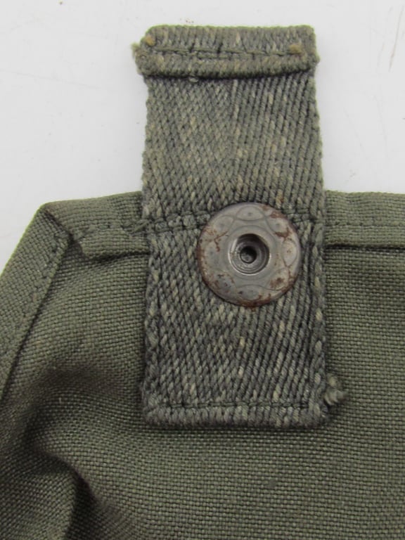 Late war Wehrmacht Gasplane (Gascape) Pouch