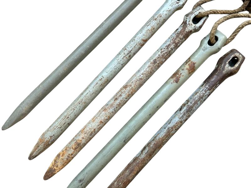 5x Metal Tent Pegs