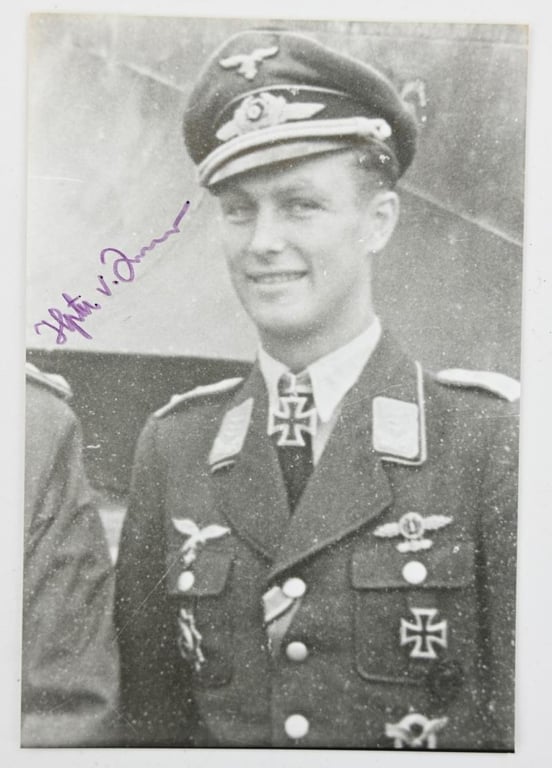 Signature of Luftwaffe KC Recipient 'Otto Edler von Ballasko'