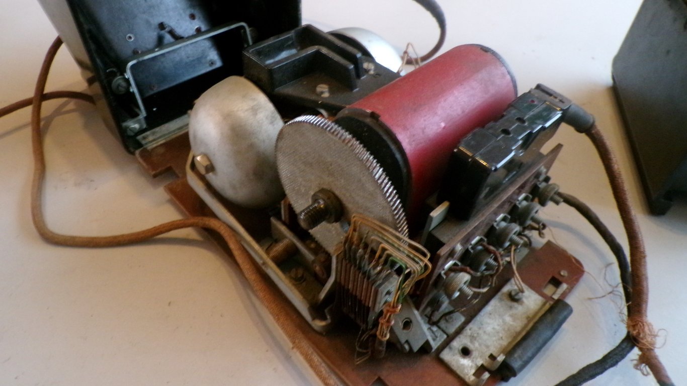 Tischfernsprecher 38 (OB38) Desk Telephone